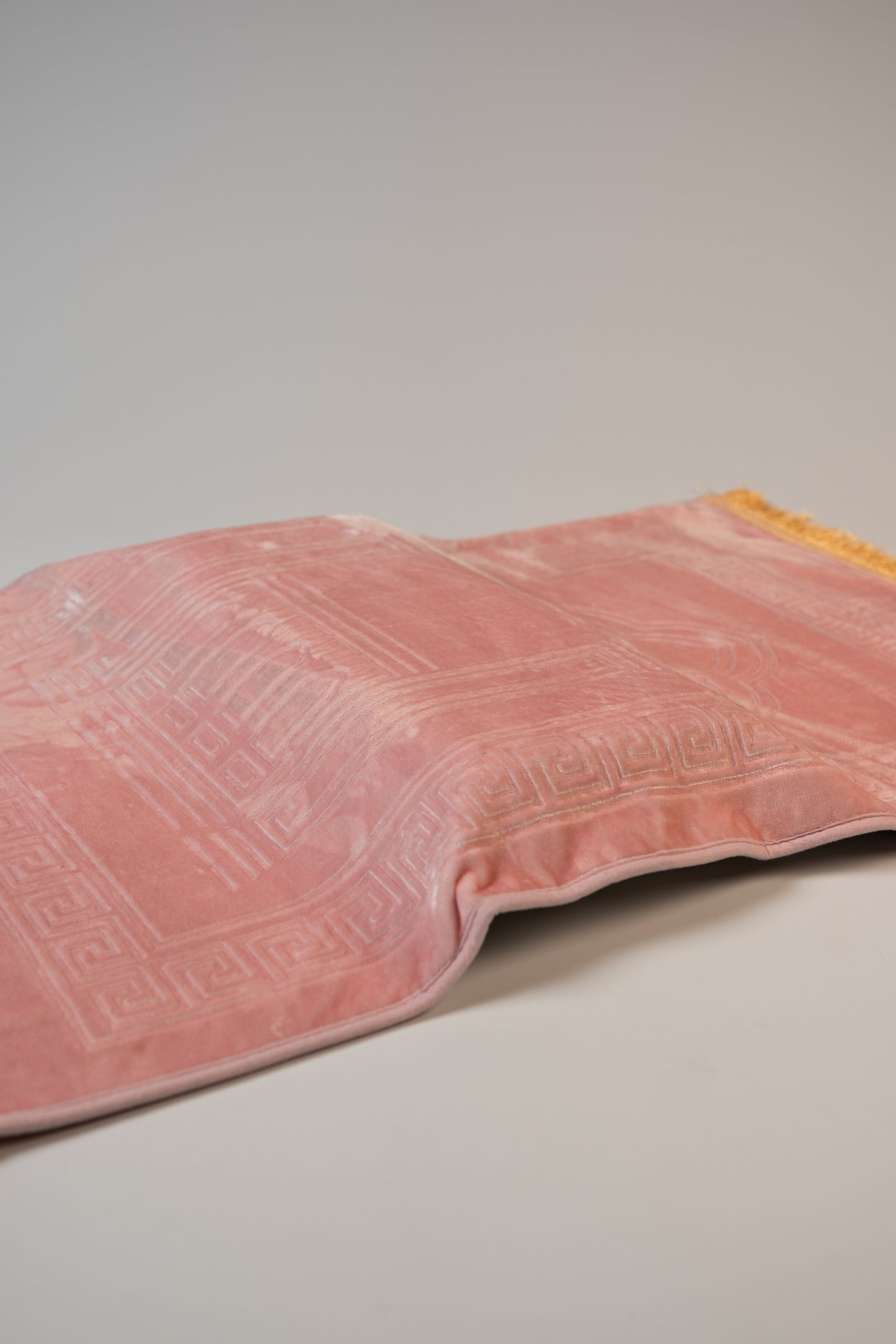 Ergonomic prayer mat sejade