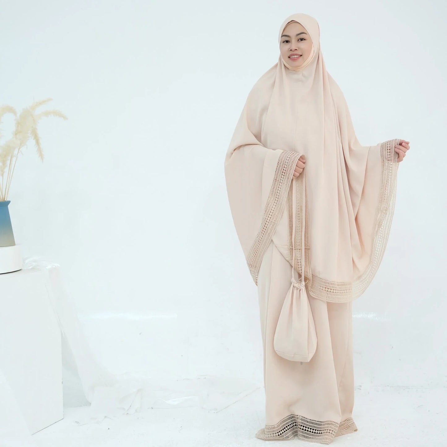 LM300 Khimar Prayer Set – 4-Piece Modest Outfit with Lace Trim