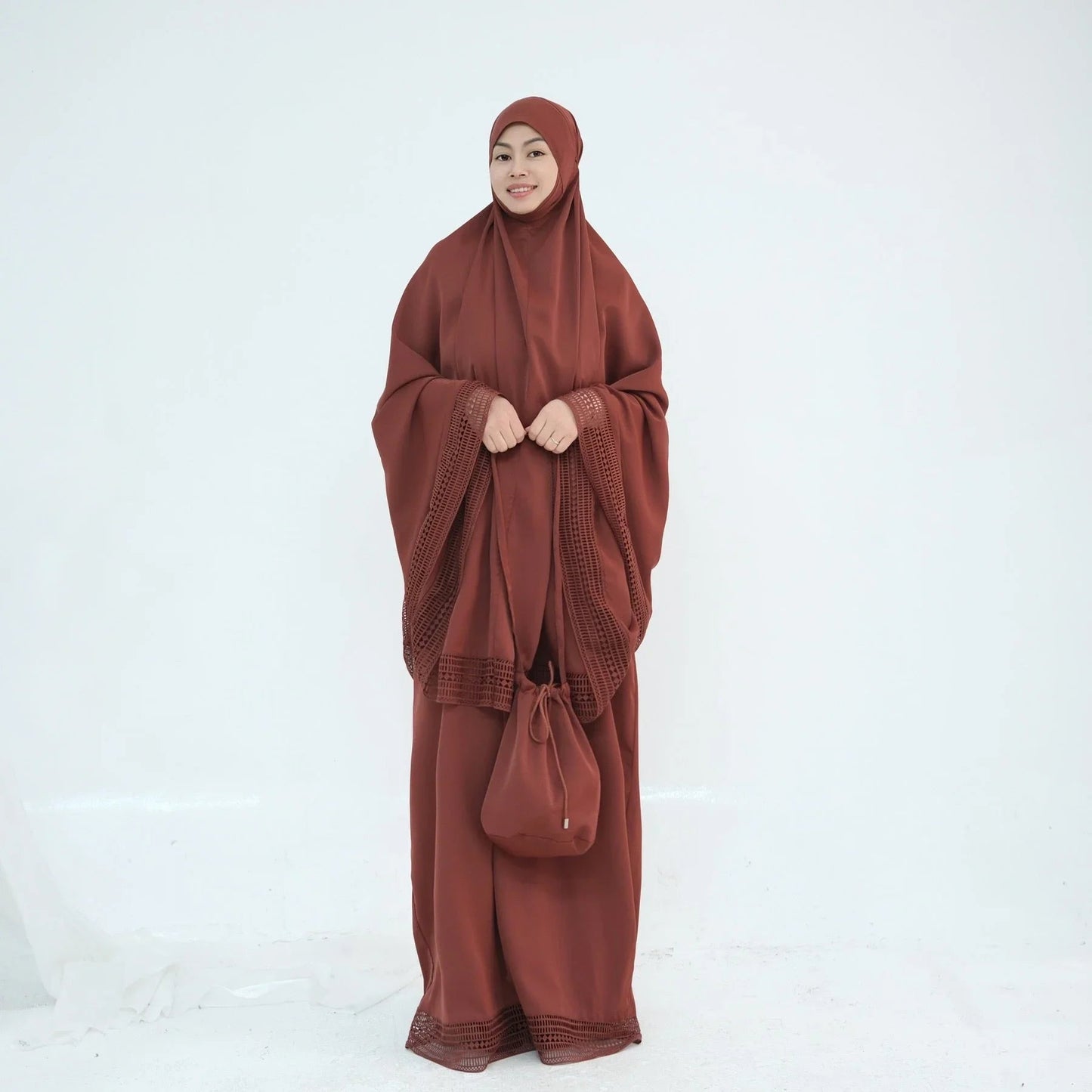 LM300 Khimar Prayer Set – 4-Piece Modest Outfit with Lace Trim