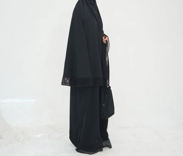 LM300 Khimar Prayer Set – 4-Piece Modest Outfit with Lace Trim