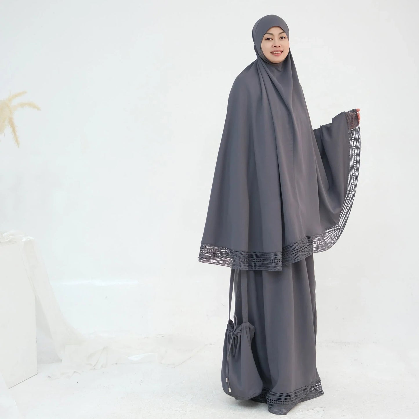 LM300 Khimar Prayer Set – 4-Piece Modest Outfit with Lace Trim
